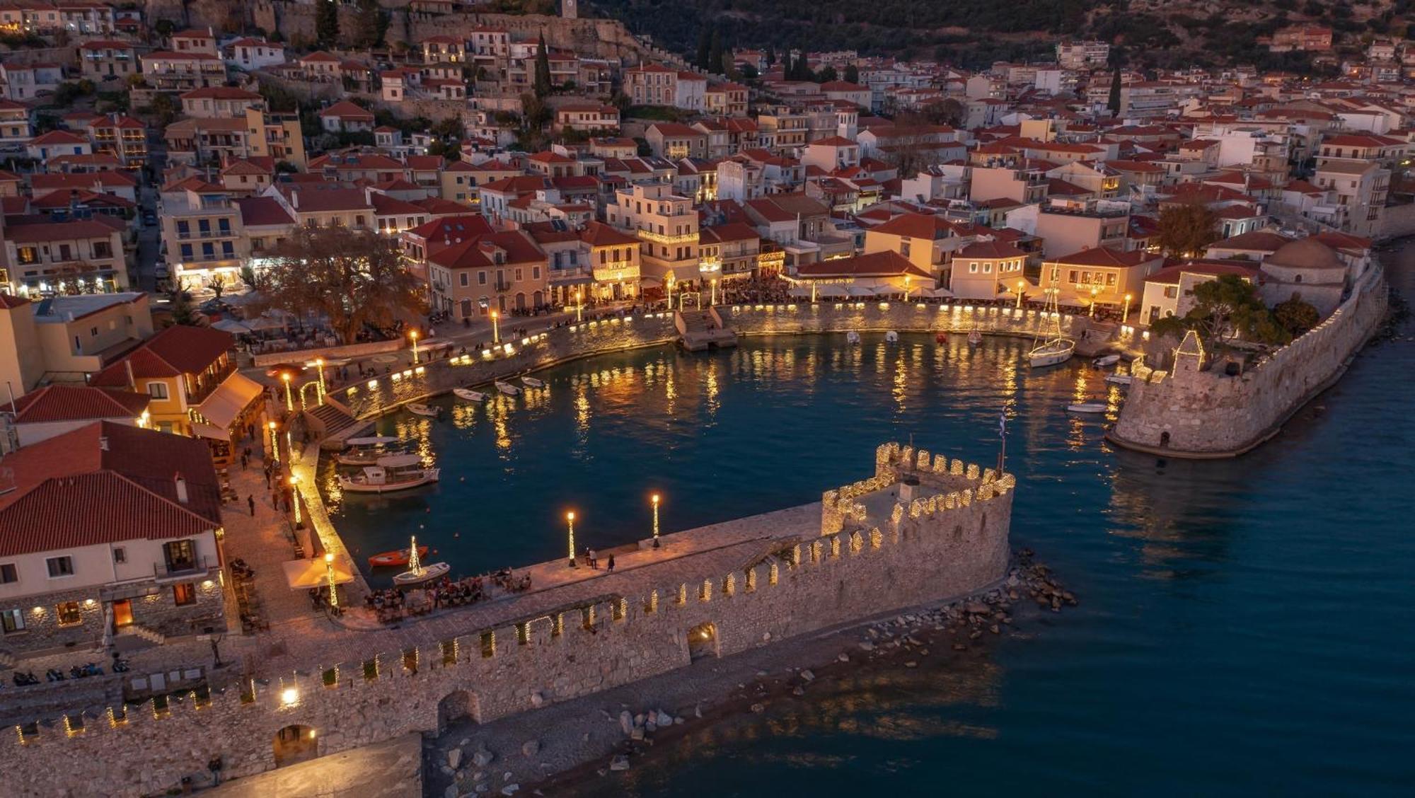 Nafpaktos Old Town Appartement Buitenkant foto